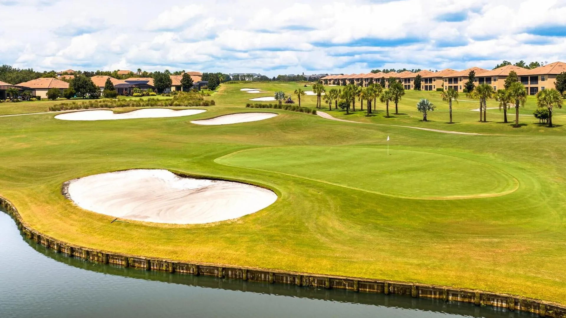 Heated Pool Villa & Free Waterpark Near Disney Davenport